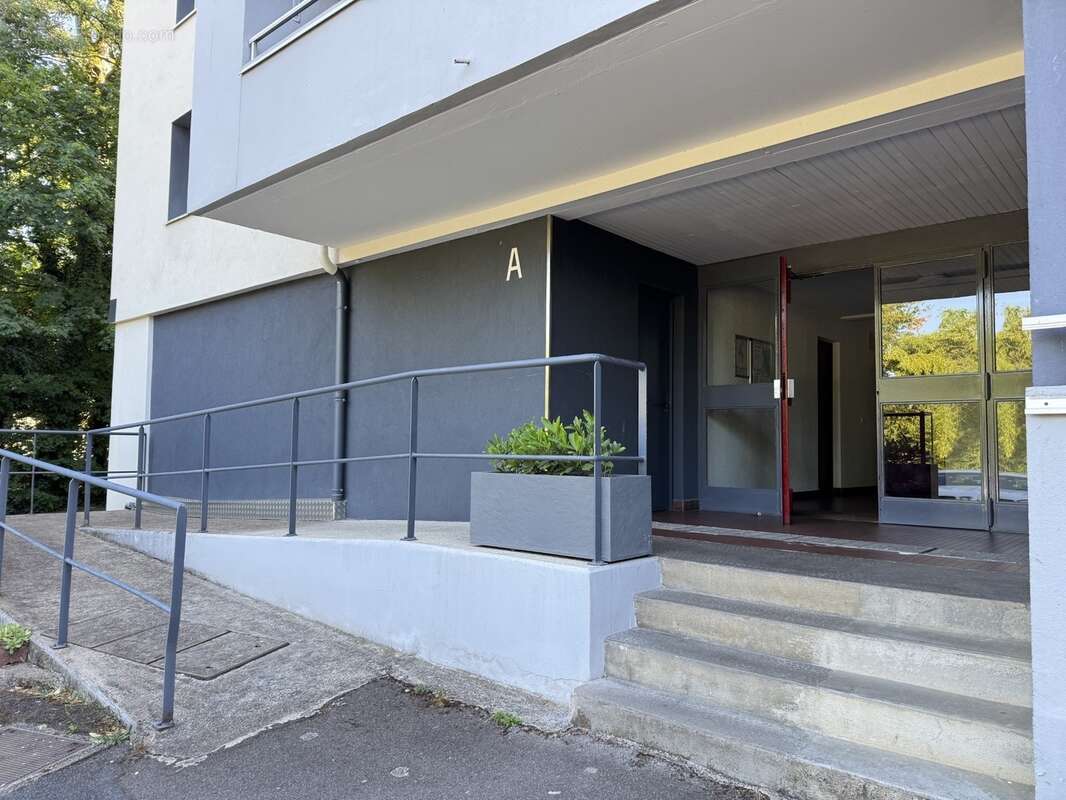 Appartement studio T1 à vendre 2 pièces DIGOIN (71) - photo 6