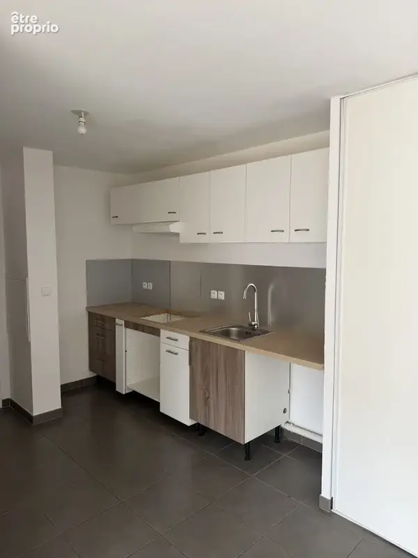 Appartement à CHATEAUNEUF-LES-MARTIGUES
