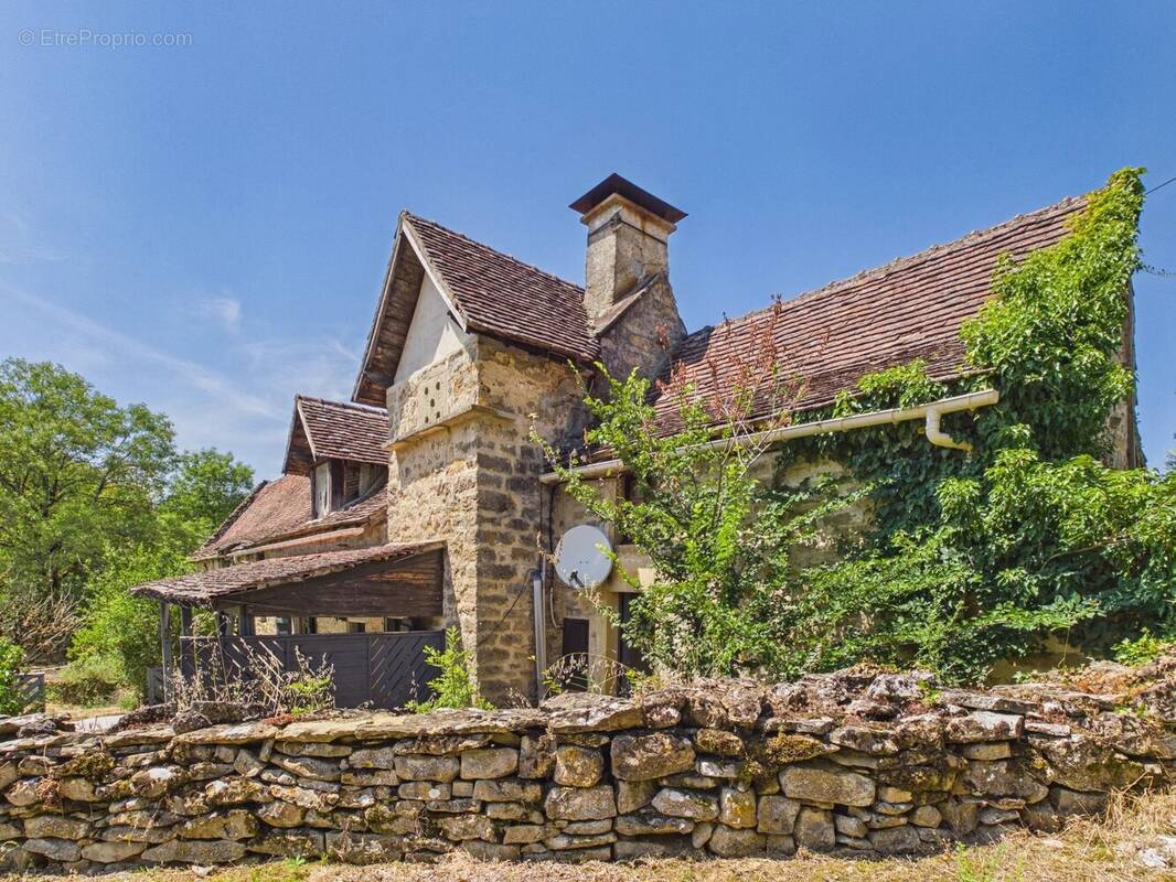 Maison à PUYLAGARDE