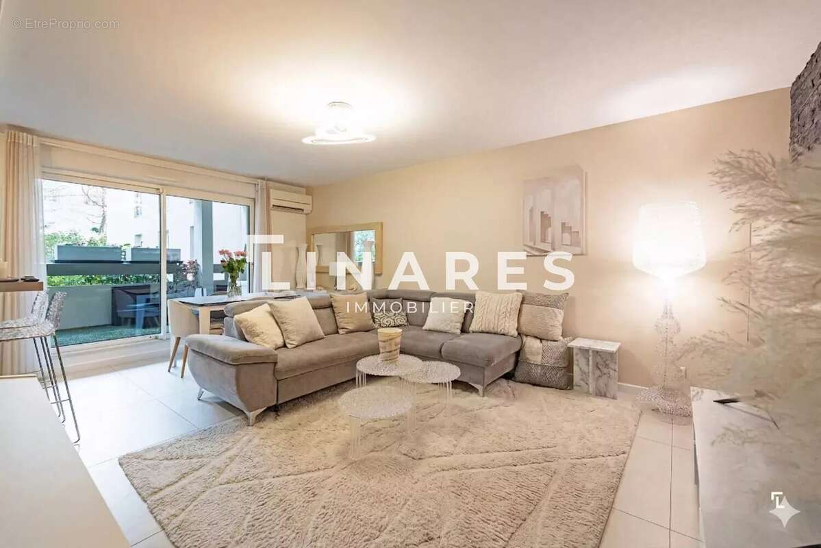 Appartement à MARSEILLE-9E