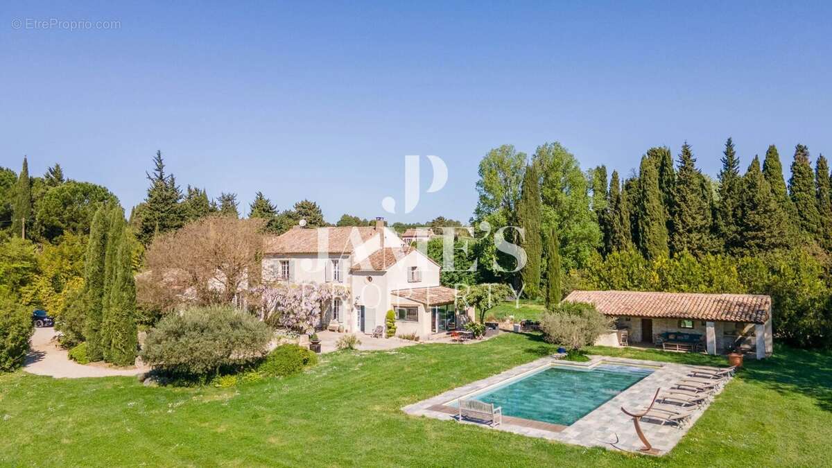 Maison à SAINT-REMY-DE-PROVENCE