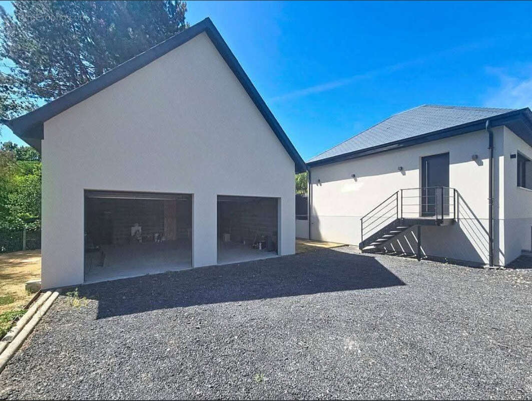 Saint martin aux chartrains - élégante propriété contemporaine avec piscine : volumes, confort & art de vivre - photo 16