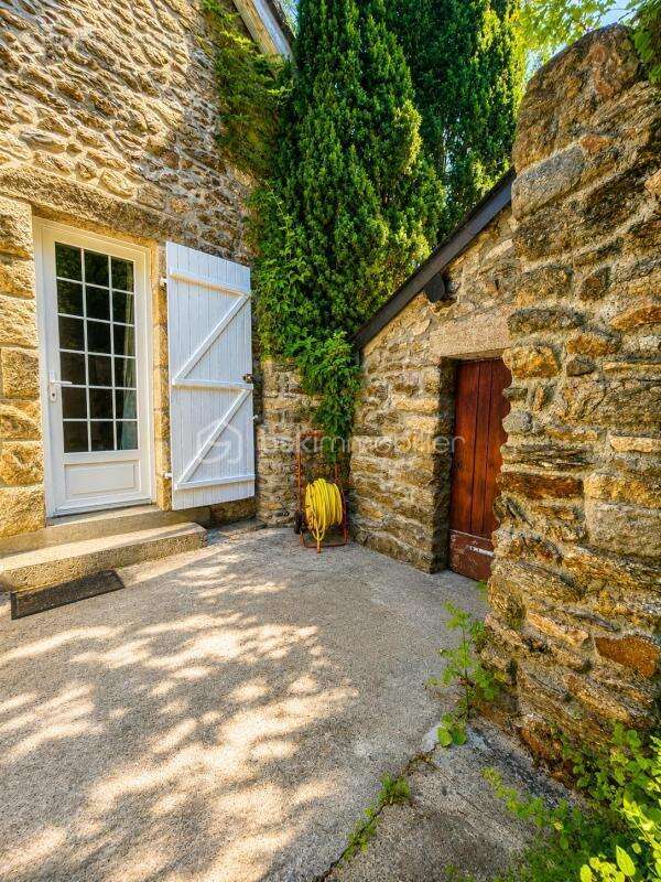 Élégante maison en pierre de 146 m² à Saint-Malo - photo 9