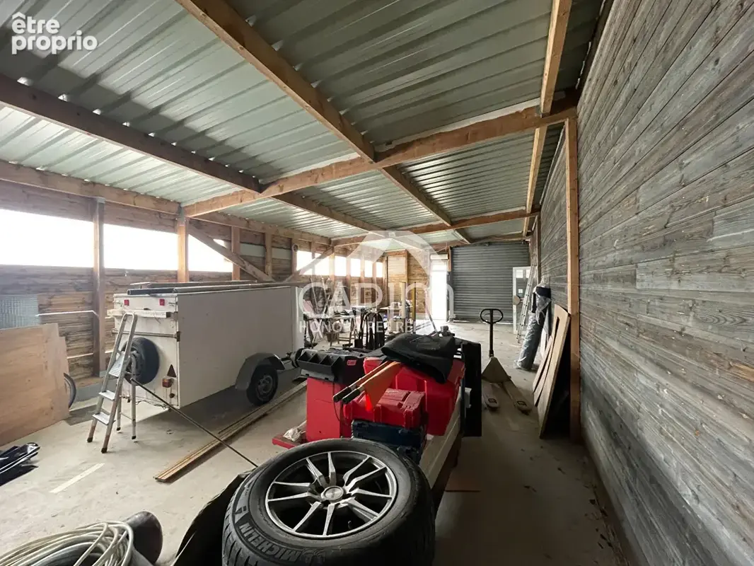 Entrepôt / local industriel Parigne 240 m2- Terrain de 1453 m2 constructible - Eau et Electricité - au calme - photo 6