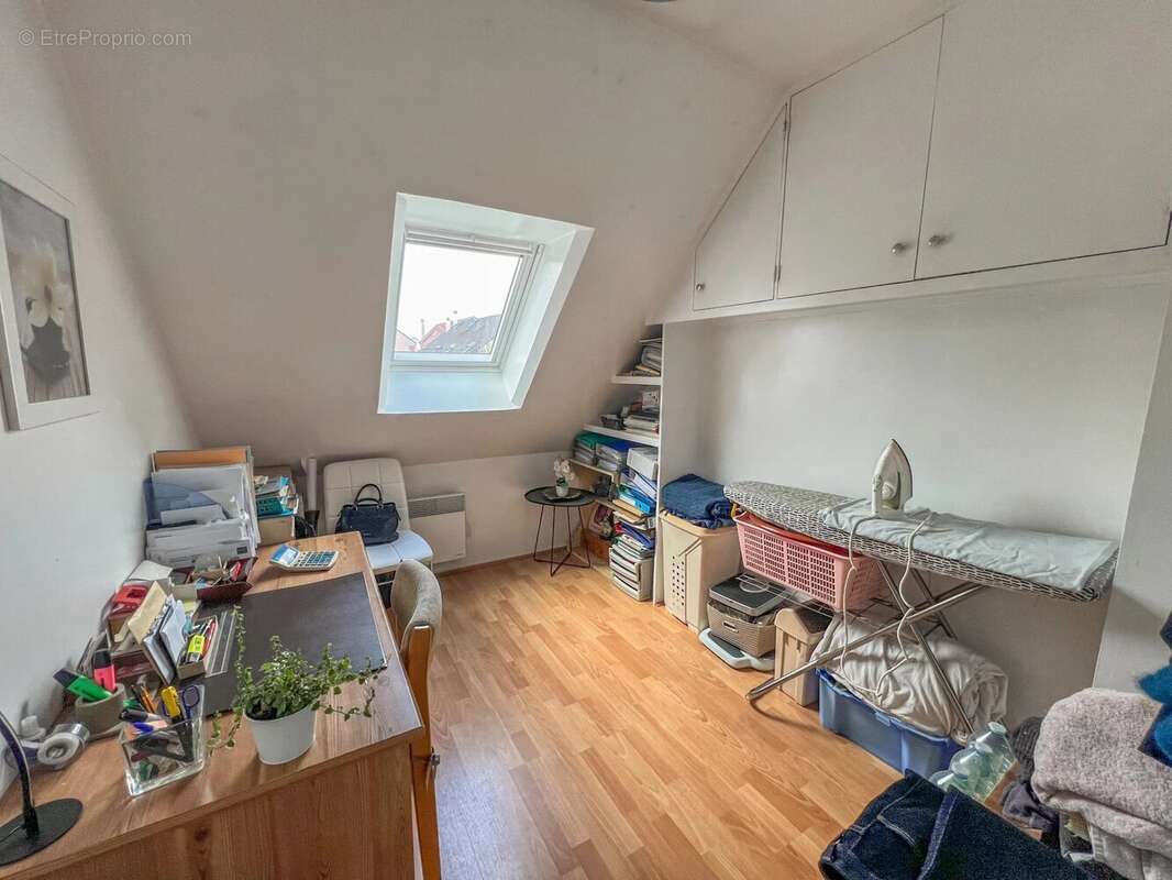 Maison à MONTIGNY-LE-BRETONNEUX