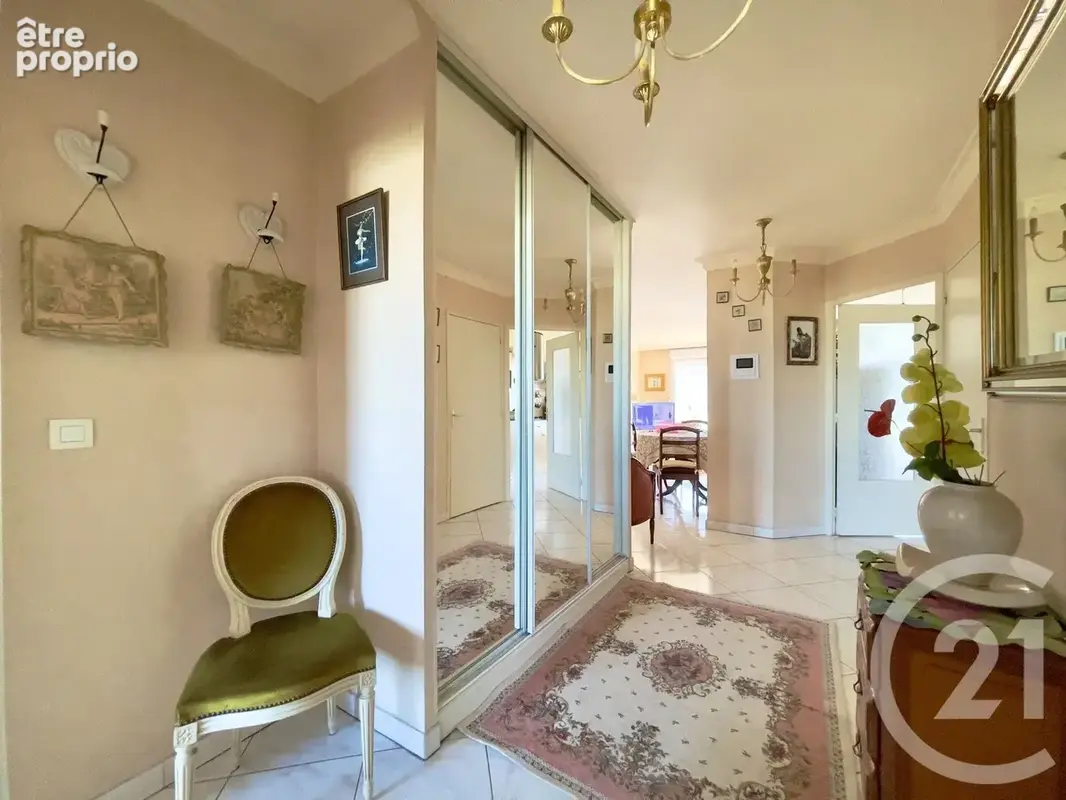 Appartement 3 pièces 72 m² à vendre à Villeurbanne (69100) - photo 11