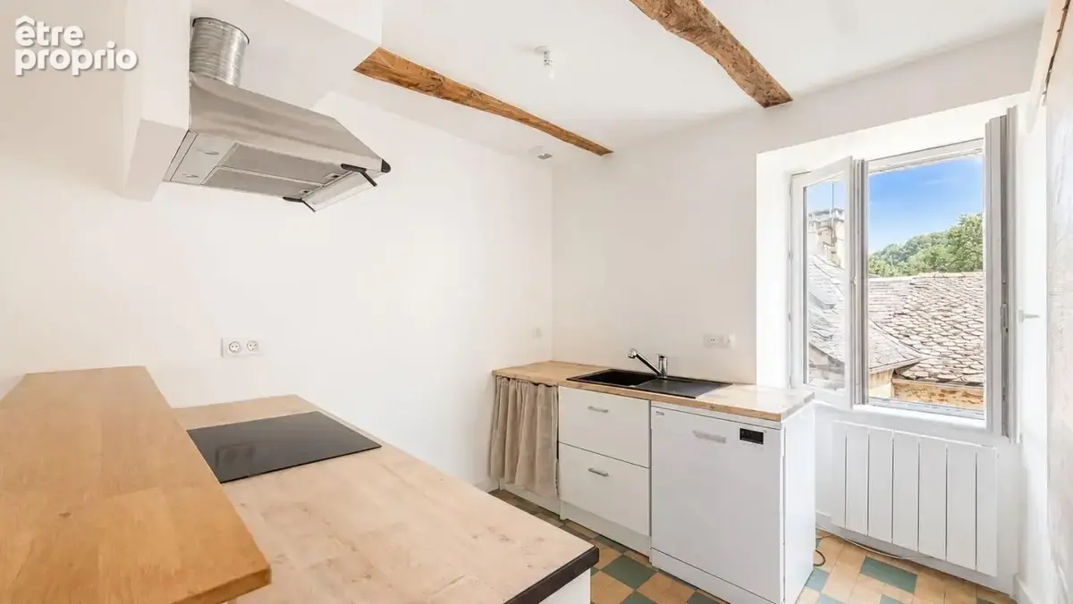 Maison de caractère rénovée avec garage et combles aménageables - photo 3