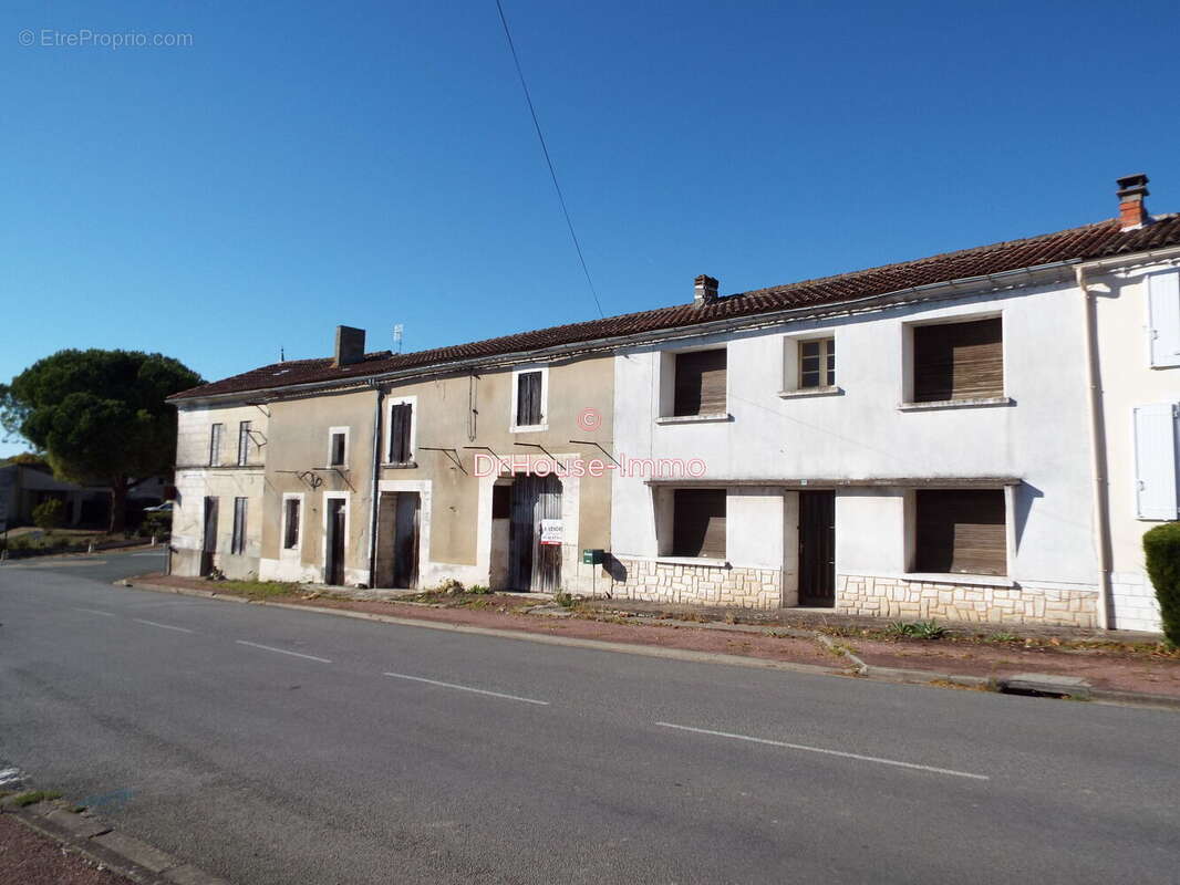 Maison à SAINT-FORT-SUR-GIRONDE