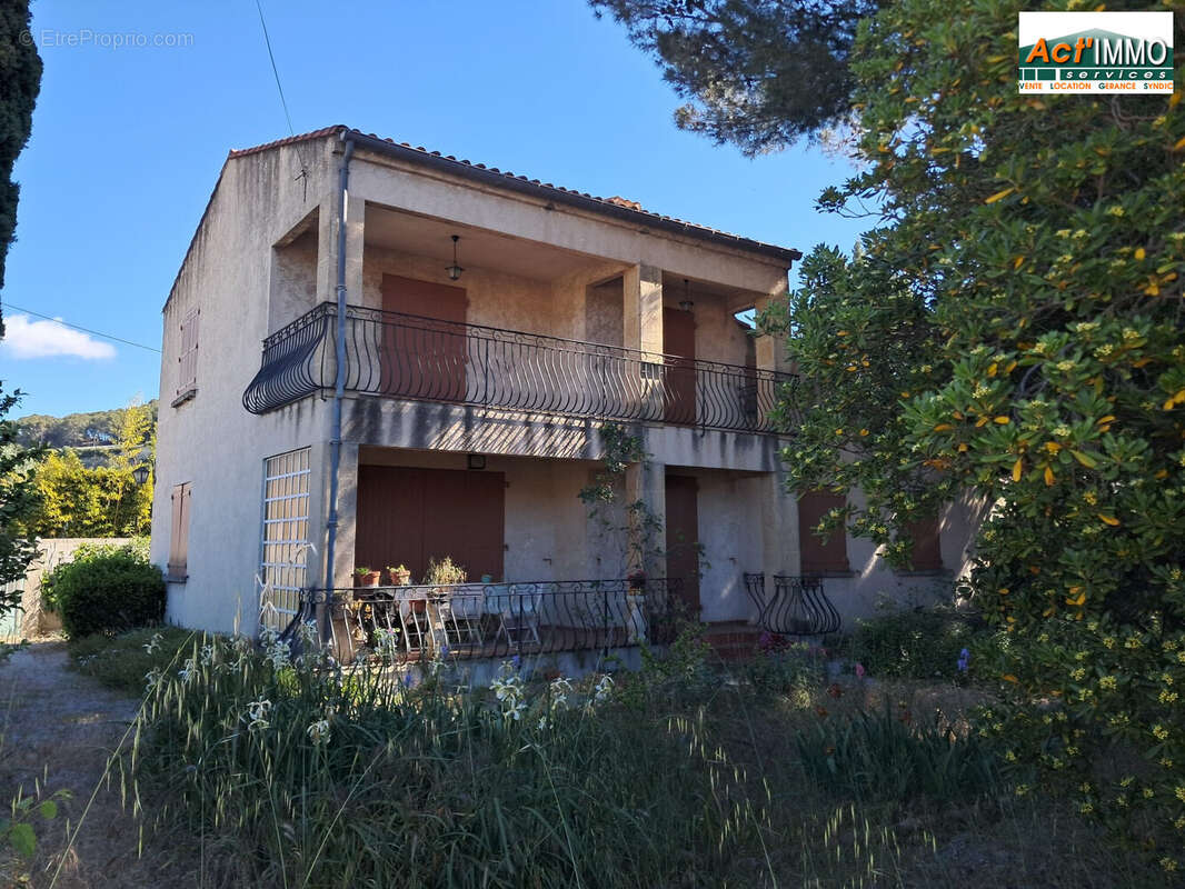Maison 160 m² à Saint-Chamas  - photo 2