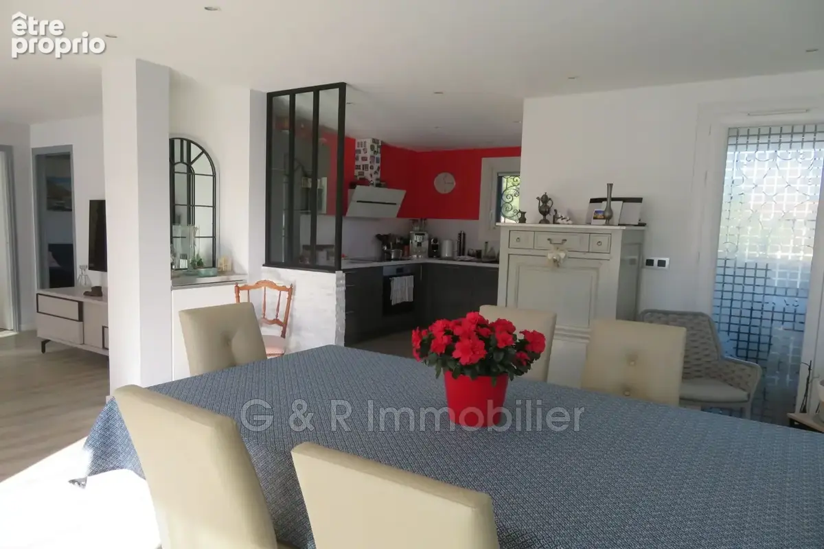 Maison 4 pièces 95 m² à vendre à Sanary-Sur-Mer (83110) - photo 3