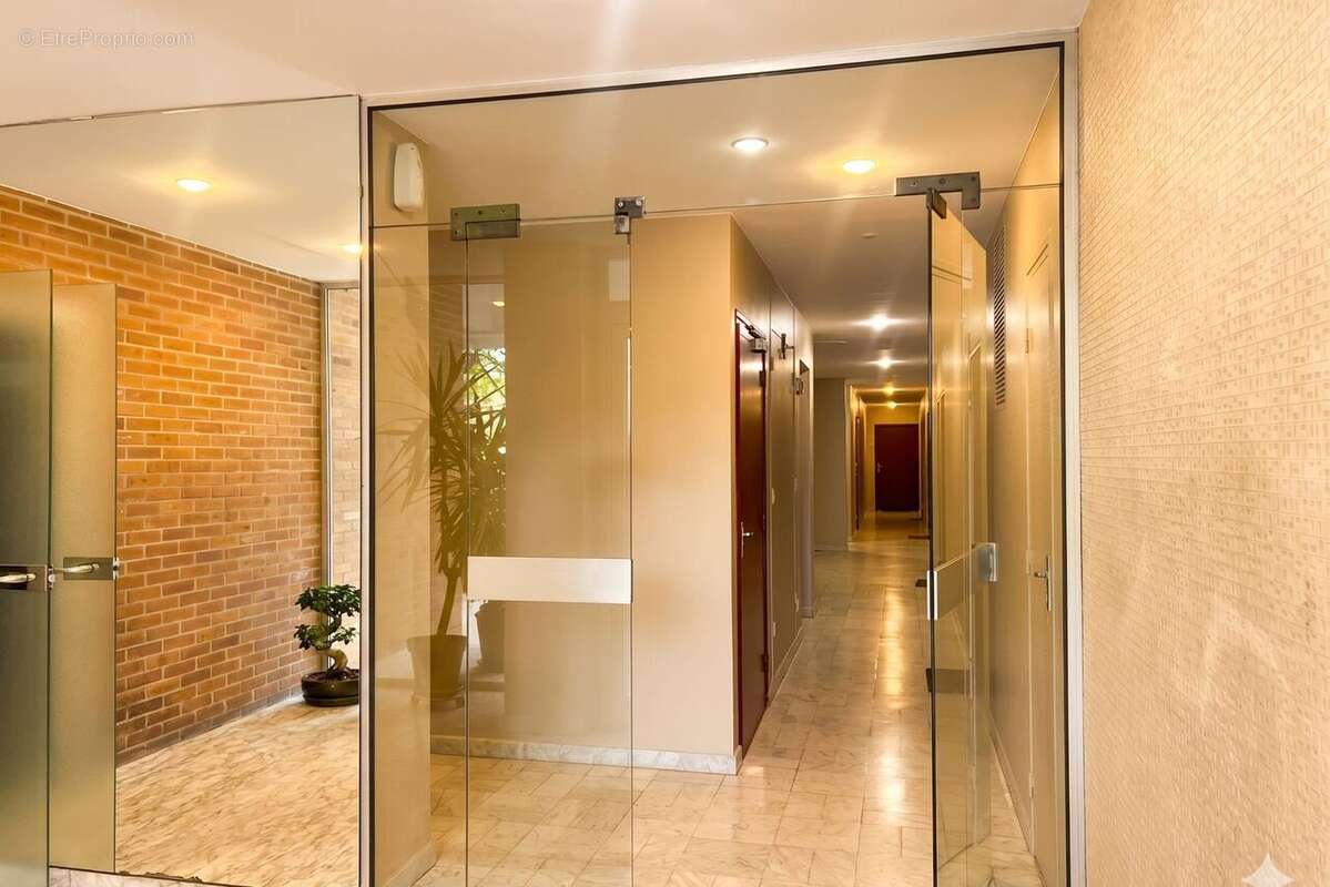 Appartement à SAINT-MAUR-DES-FOSSES