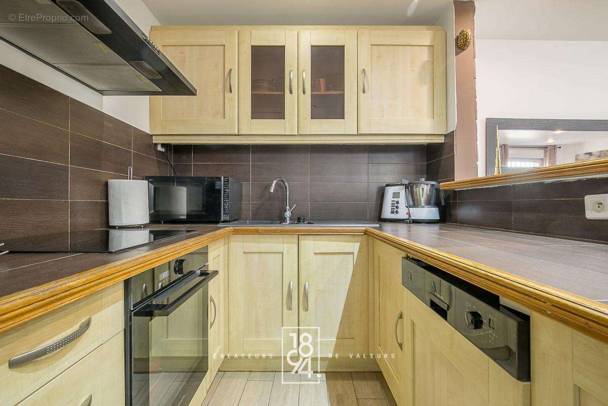 Appartement à MARSEILLE-16E