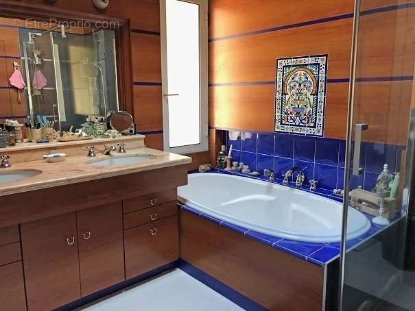 Maison à LES MATHES