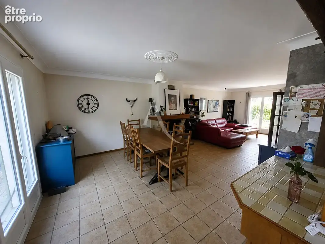 Maison  8 pièce(s)- 180m² - photo 3