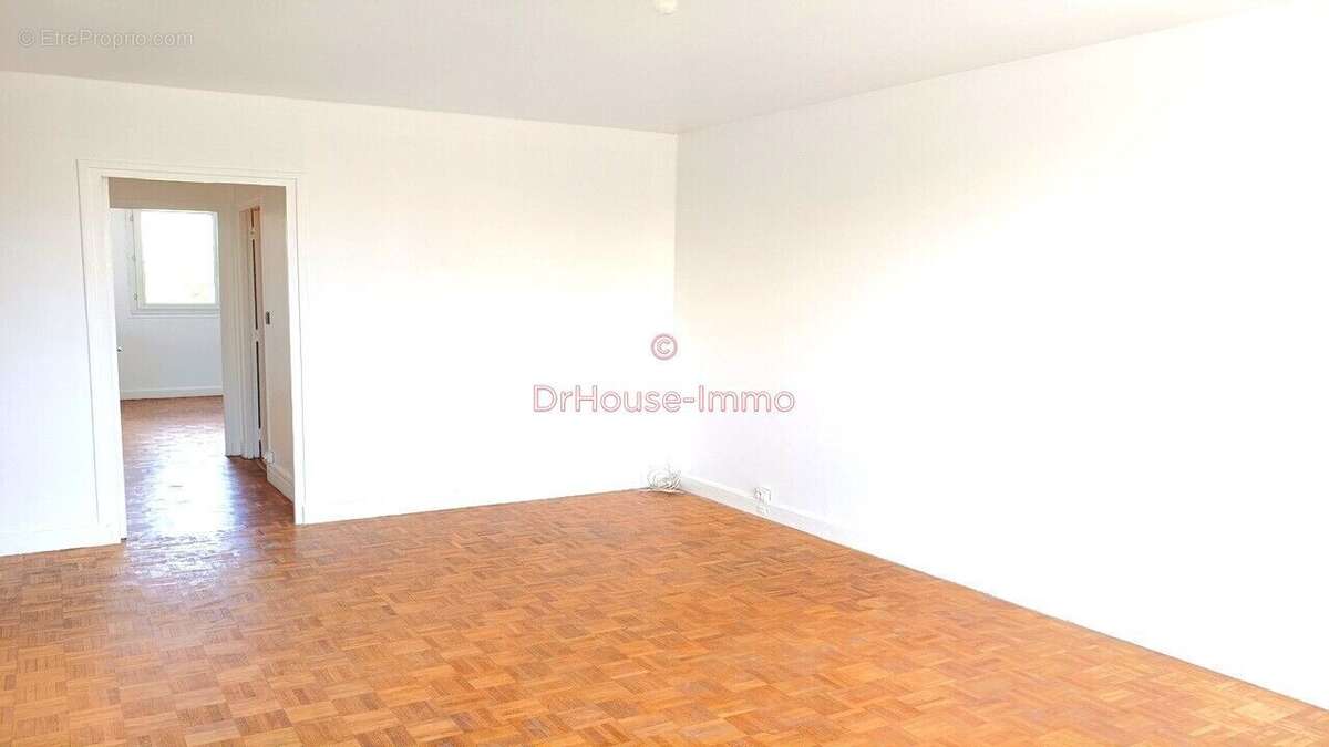 Appartement 43 m² à Bondy  - photo 7