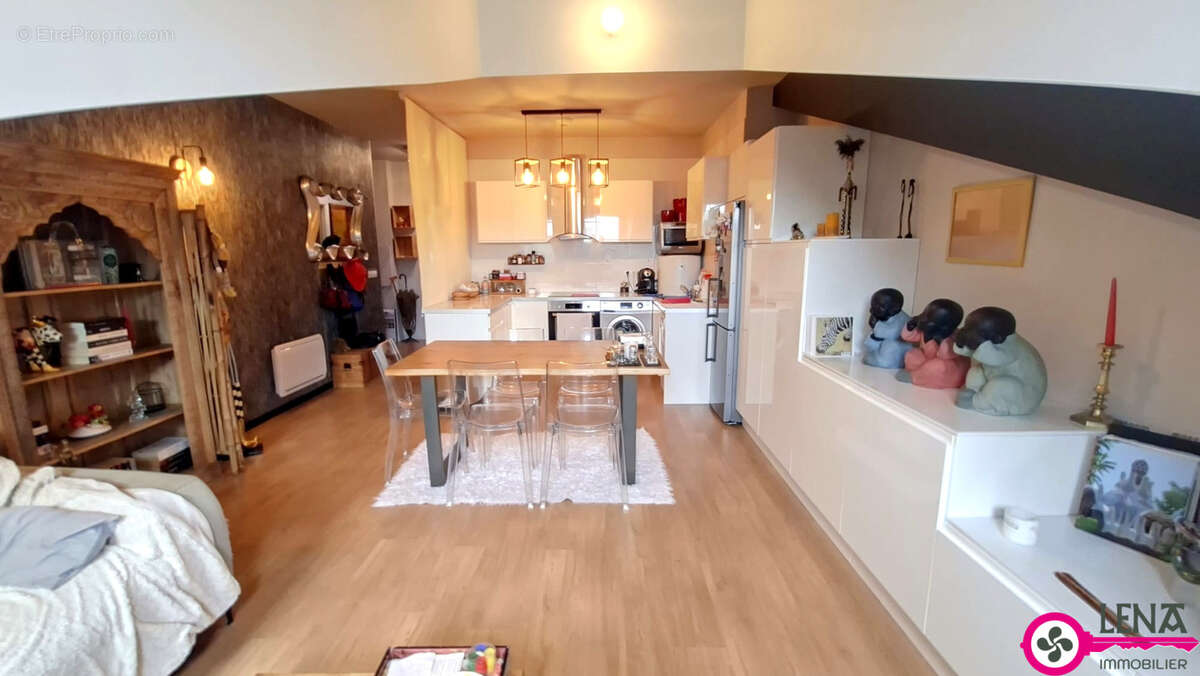 Très bel appartement en plein centre ville - photo 2
