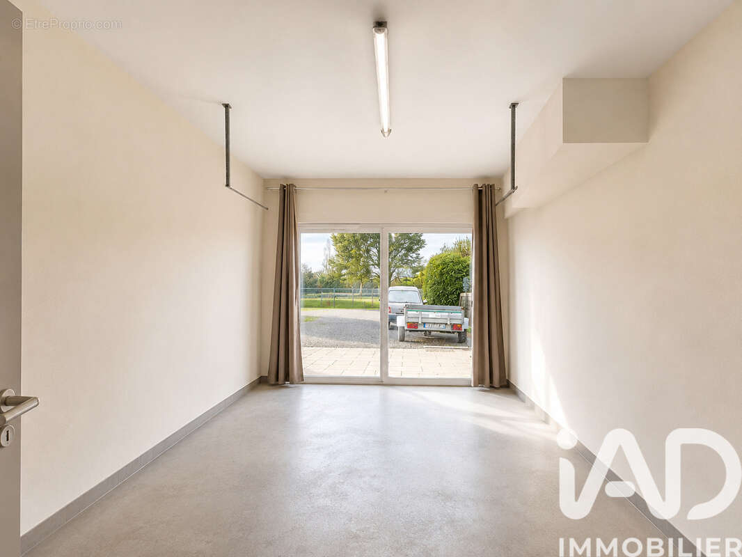 Maison 89 m² à Saint-Sauveur-D'aunis  - photo 7