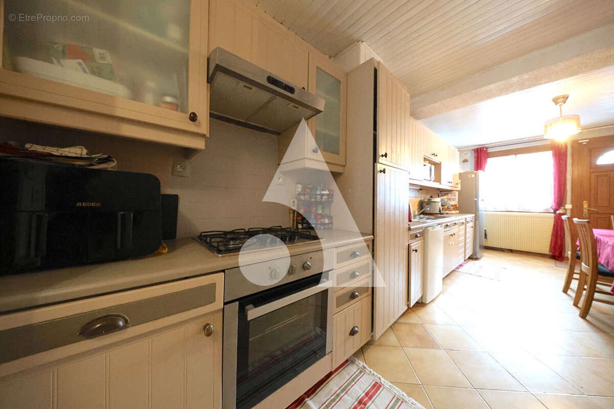 Maison à CORBEIL-ESSONNES