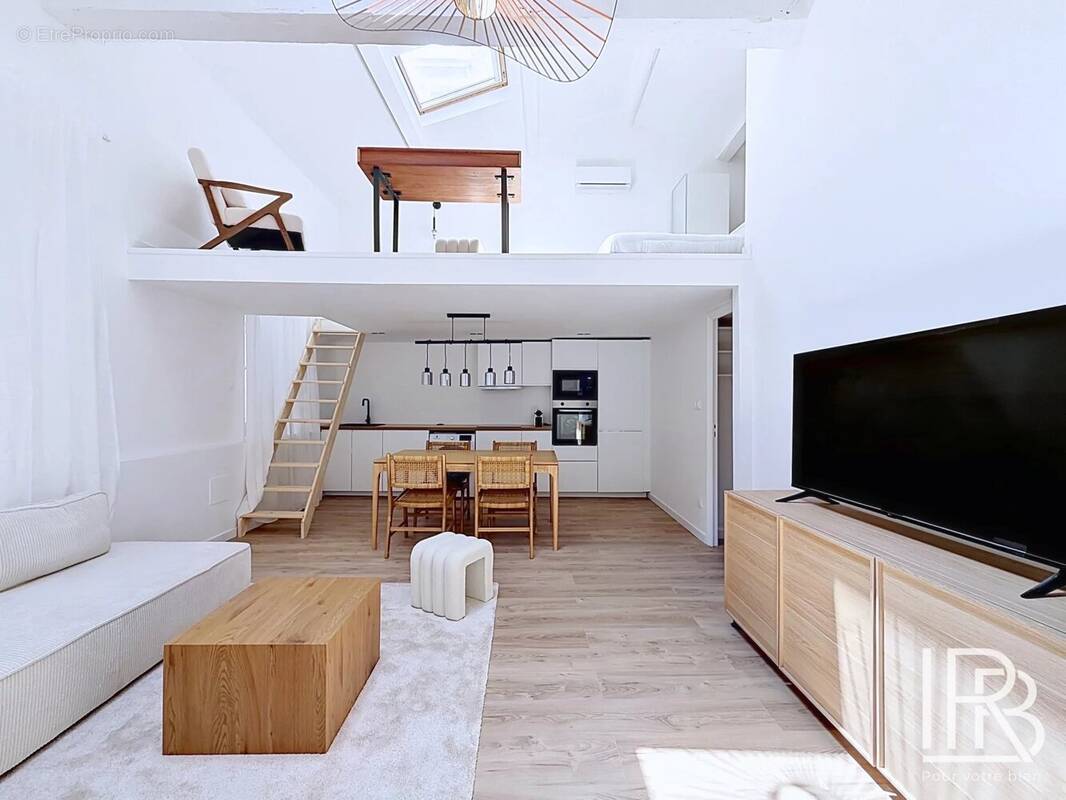 Appartement à MARSEILLE-7E