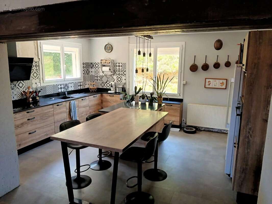 Maison à VIC-EN-BIGORRE