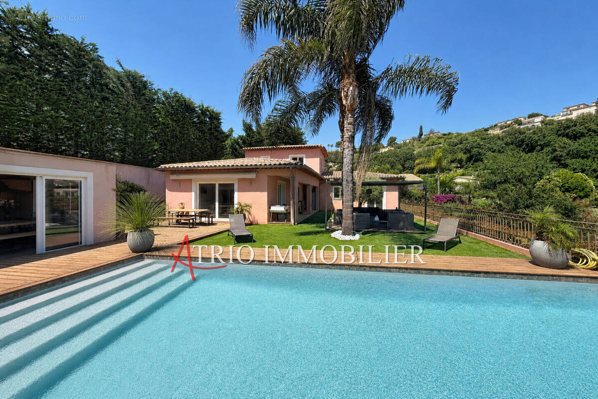 Maison à CAGNES-SUR-MER