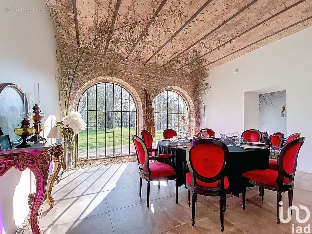 Photo 2 - Commerce à SAULCE-SUR-RHONE