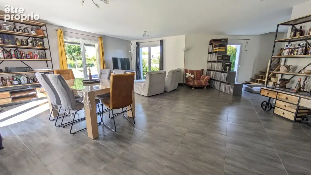 Villa avec 4 chambres, 1 bureau, 1 garage sur 1810m2 de terrain - photo 6