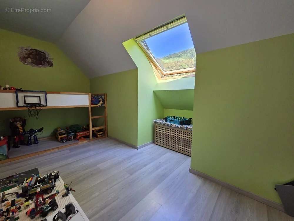 Maison à MONESTIER-DE-CLERMONT