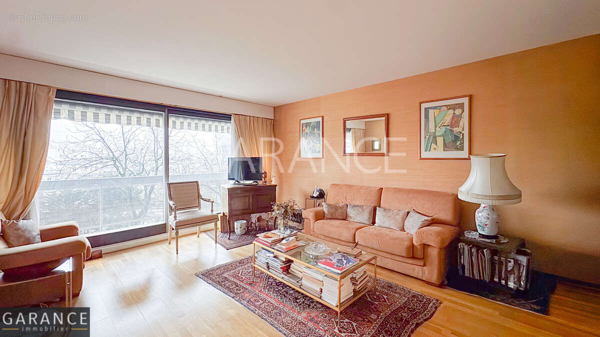 Appartement à PARIS-13E