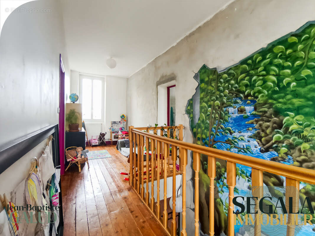 Maison à SAINTE-GEMME