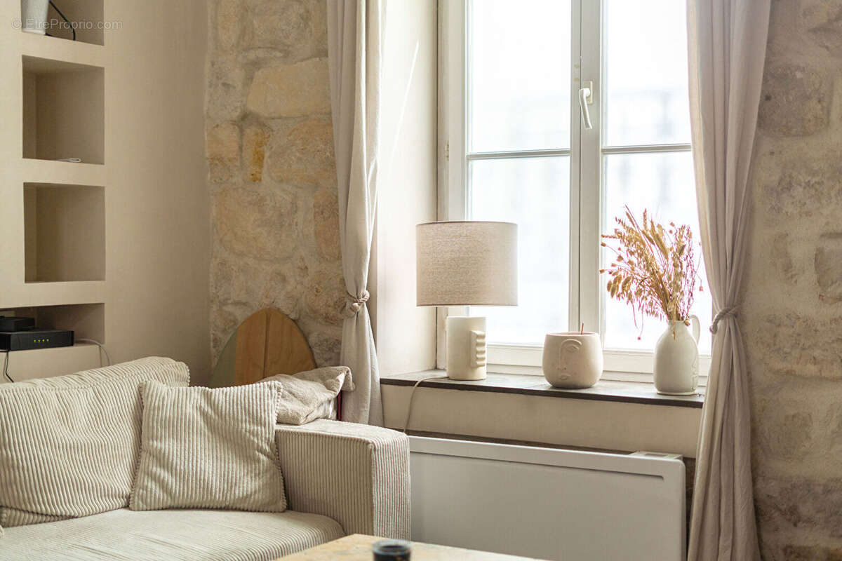 Appartement à PARIS-15E