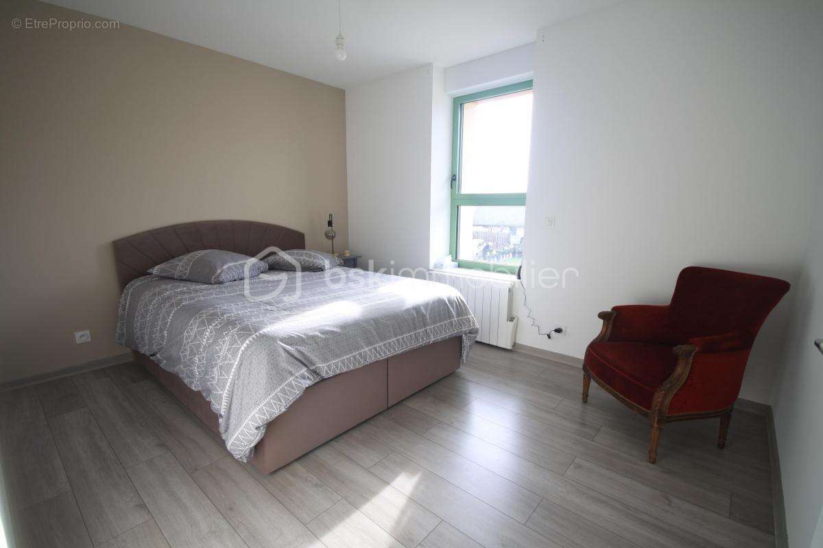 Maison à VAYRES-SUR-ESSONNE