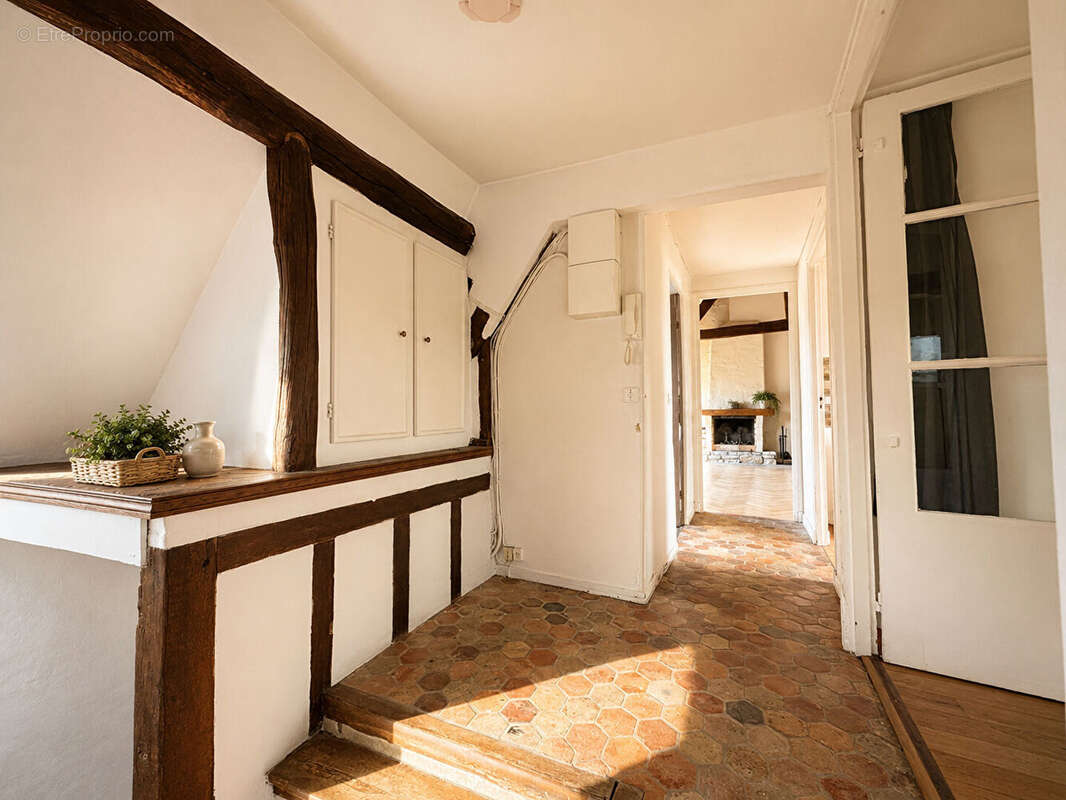 Appartement 2 pièces - 54 m2 au sol - photo 5