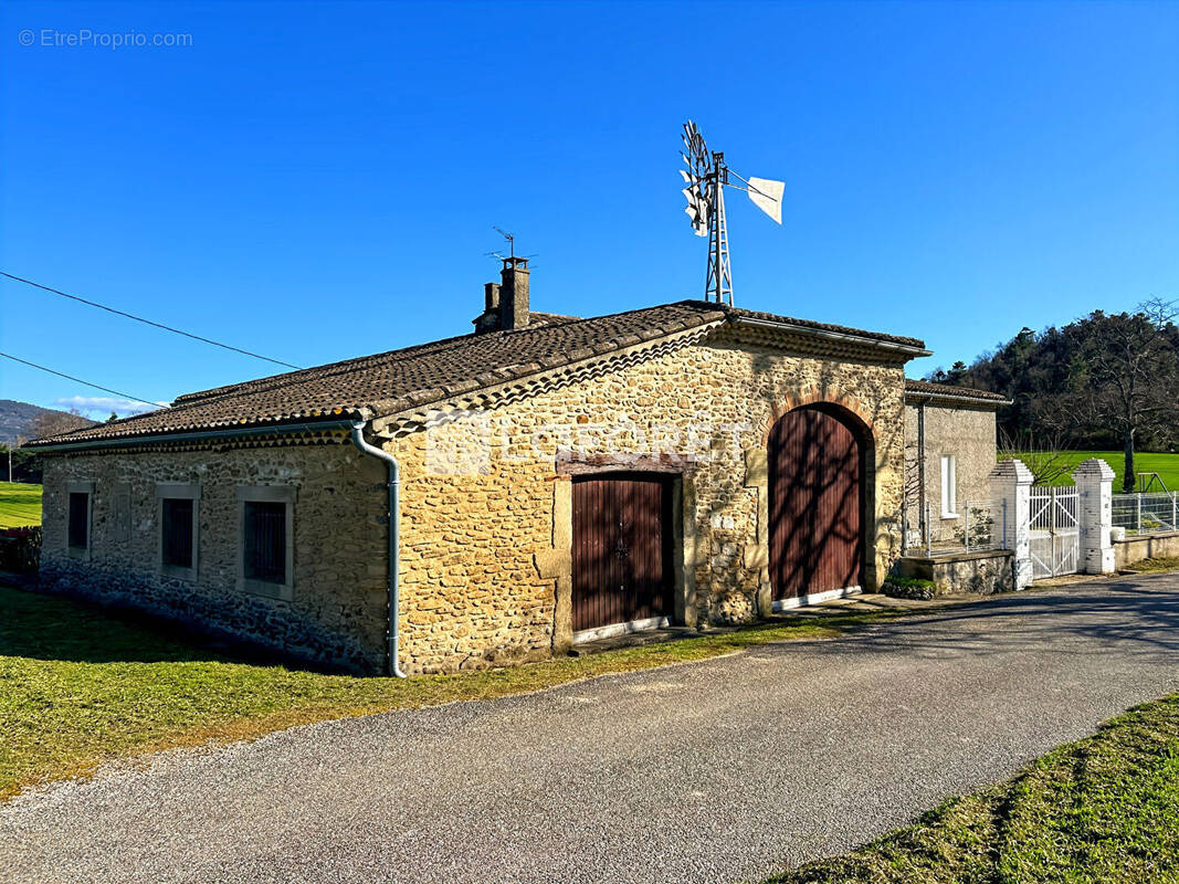 Maison à UPIE