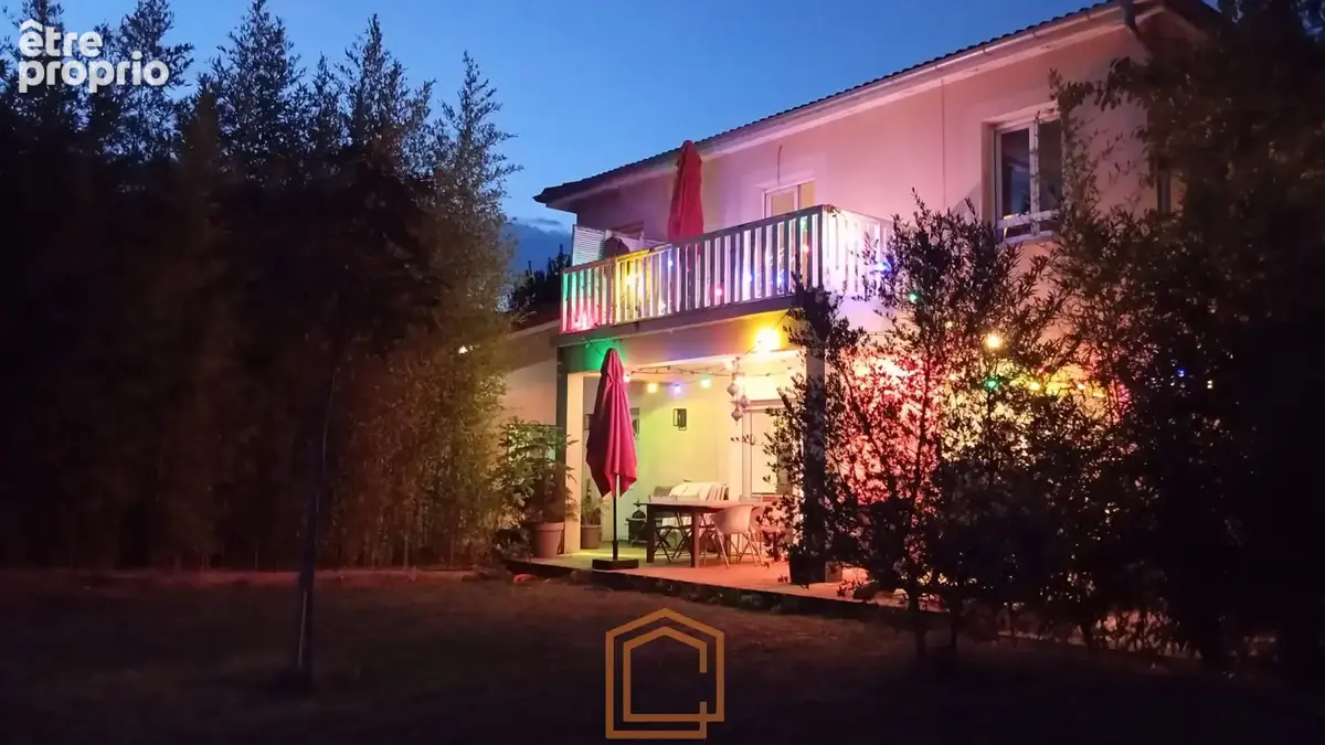 Maison 120 m2 centre Saint-Genis-Laval - photo 15