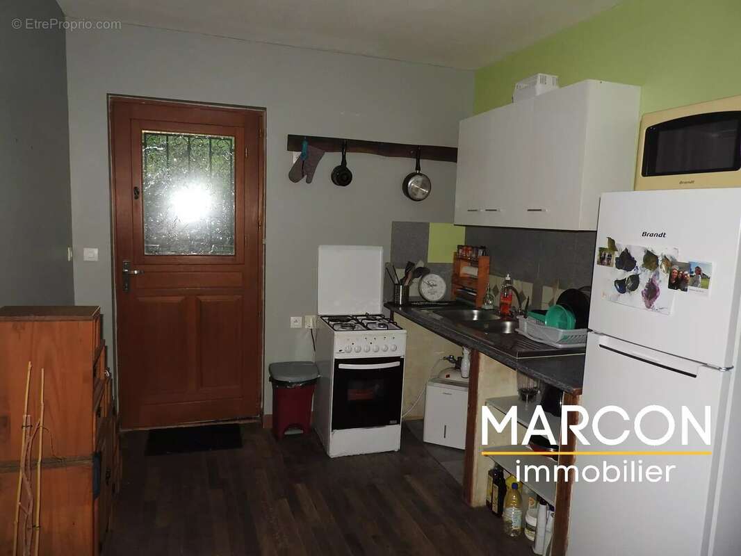 Maison à MOUTIER-ROZEILLE