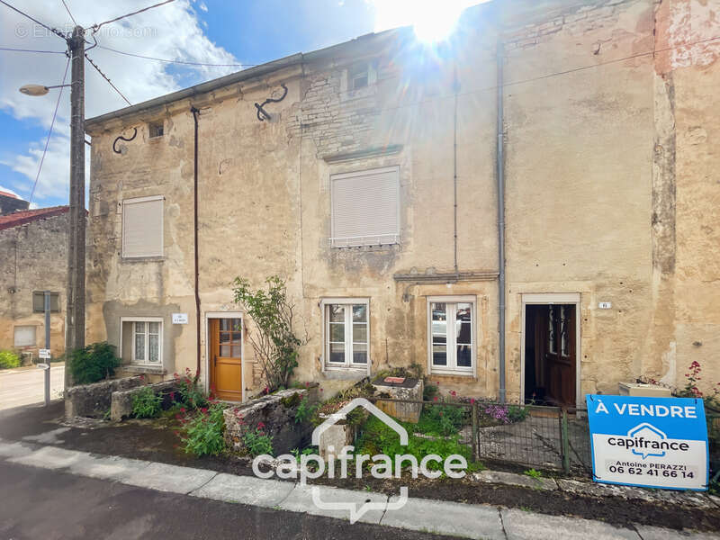 Maison à BAIGNEUX-LES-JUIFS