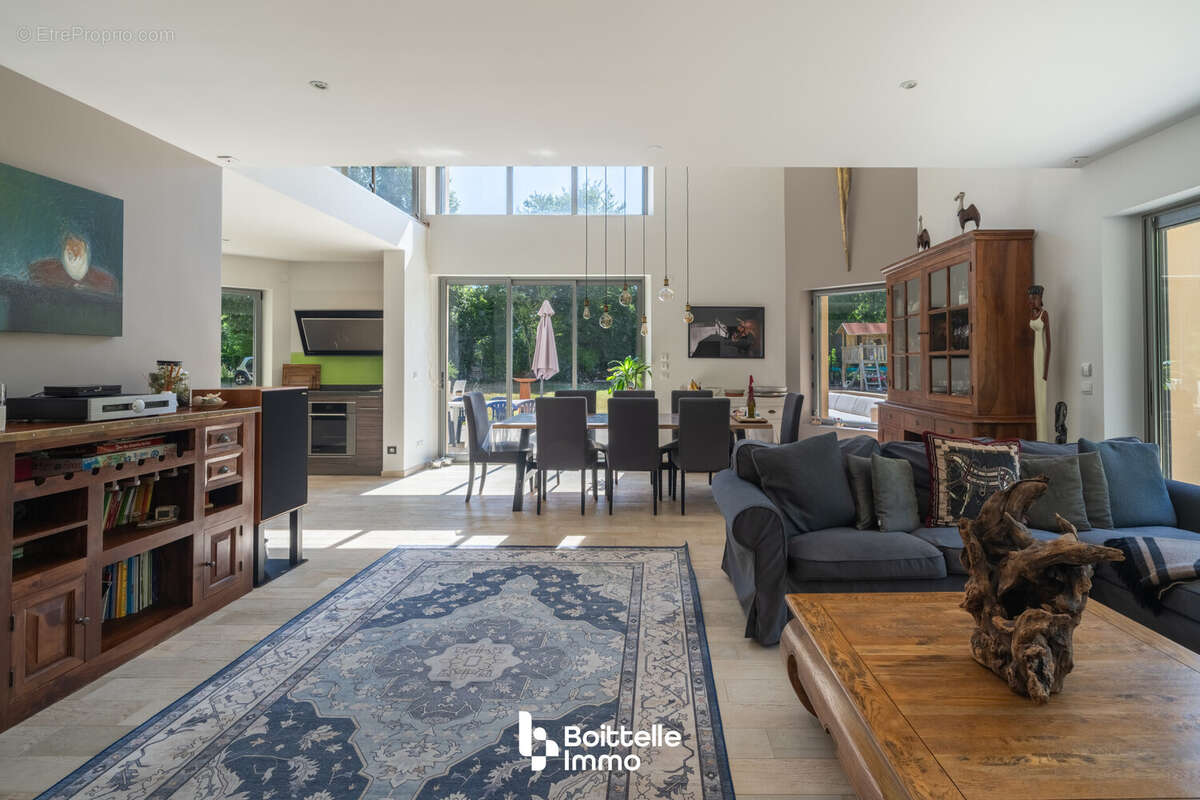 Maison 208 m² à Barbizon  - photo 4