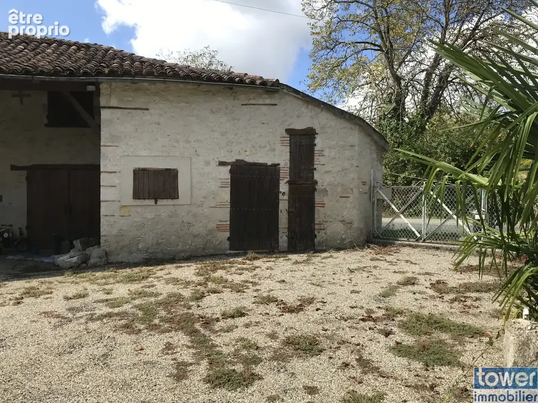Superbe corps de ferme sur 1 hectare avec gite indépendant à rénover, séchoir à tabac et nombreuses dépendance - photo 20