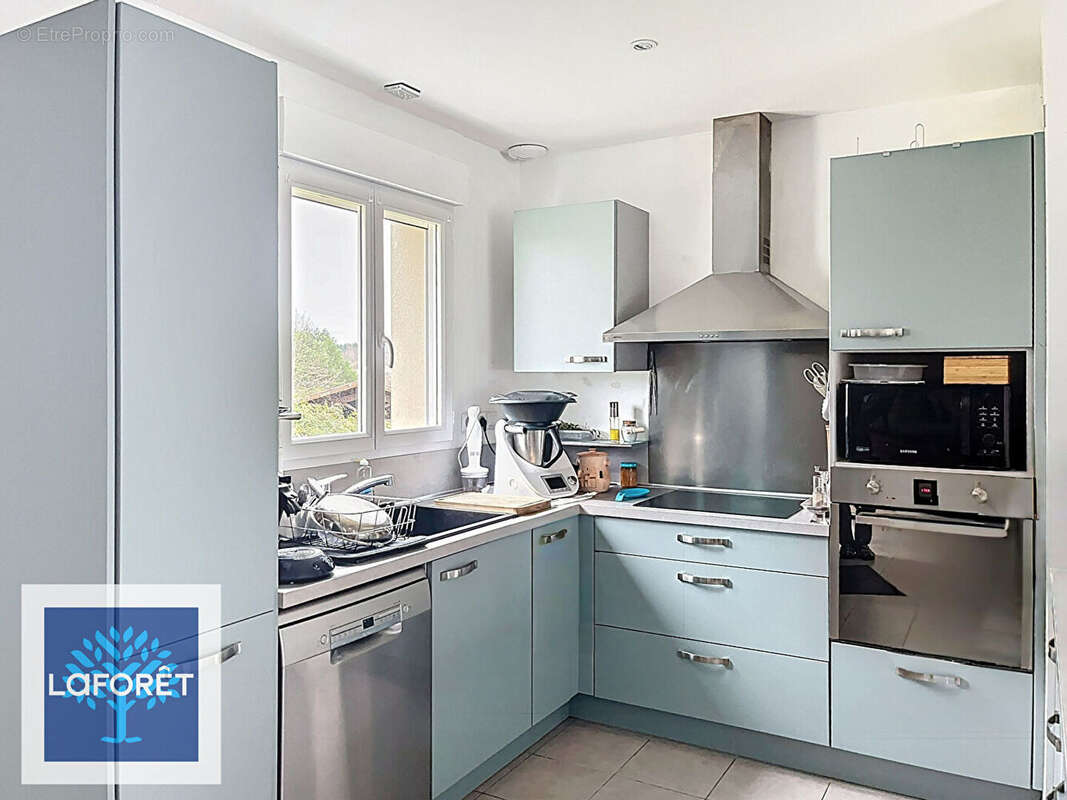 Maison à BARBEZIEUX-SAINT-HILAIRE