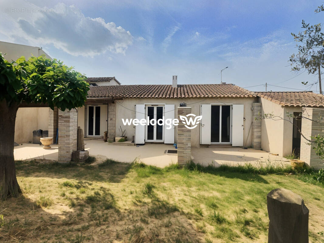 Maison à SAINT-MARTIN-DE-CRAU