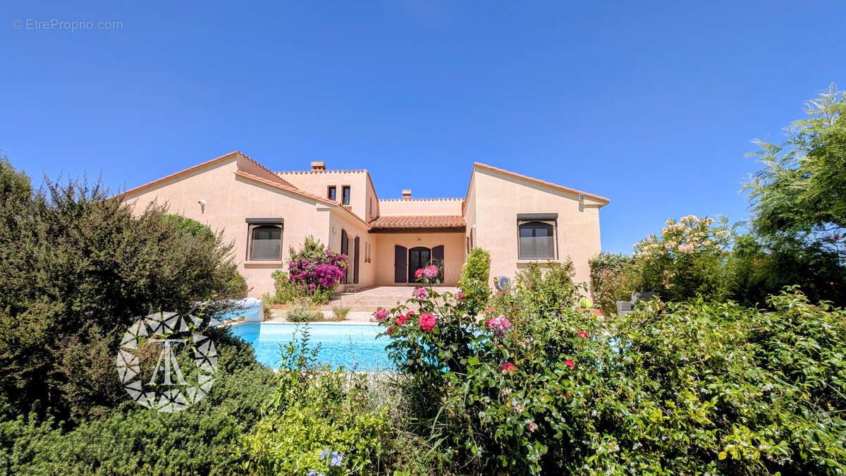 Maison à MONTESQUIEU-DES-ALBERES