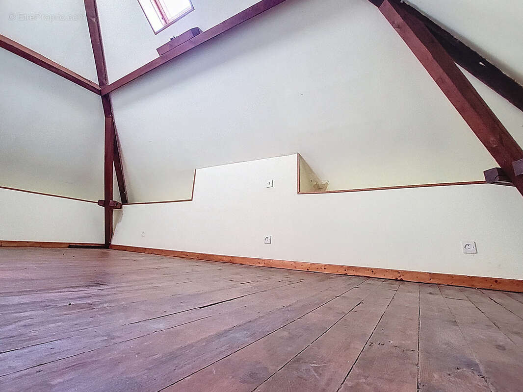 Maison à MONTMARTIN-SUR-MER