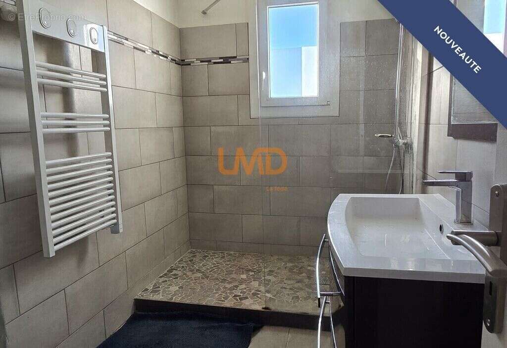 Maison à MORIERES-LES-AVIGNON