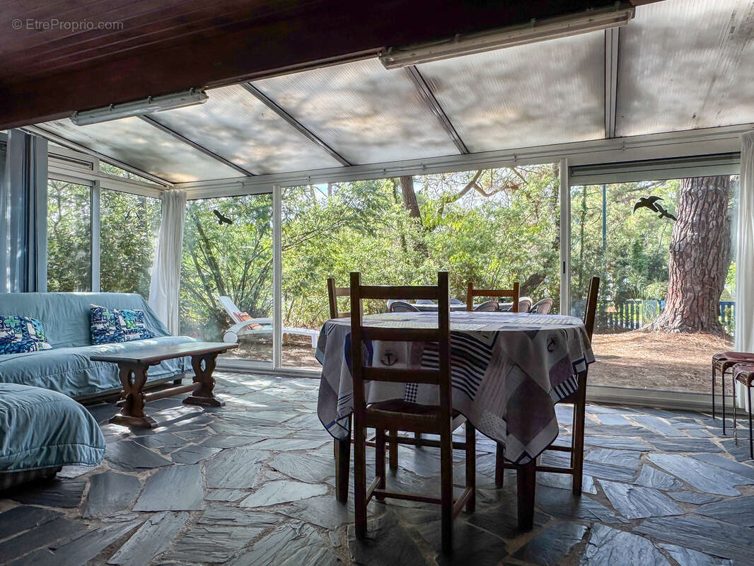 Maison à LES MATHES