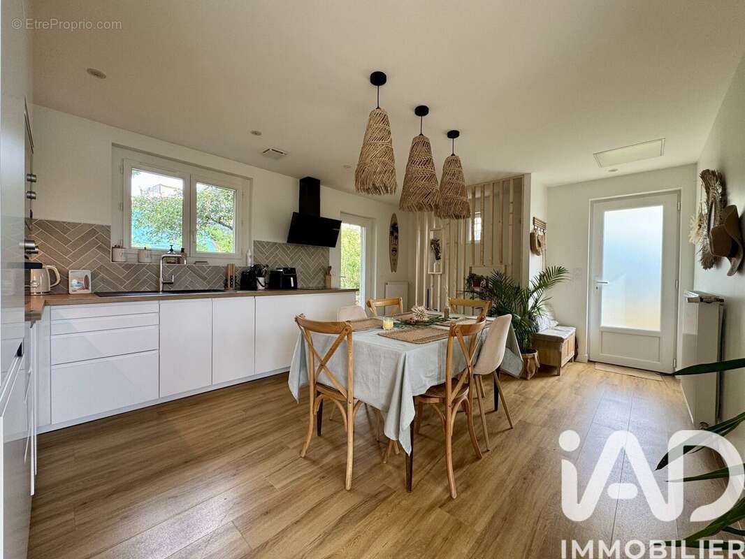 Maison 95 m² à Dole  - photo 4