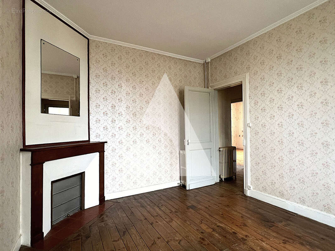 Maison à MONTPON-MENESTEROL