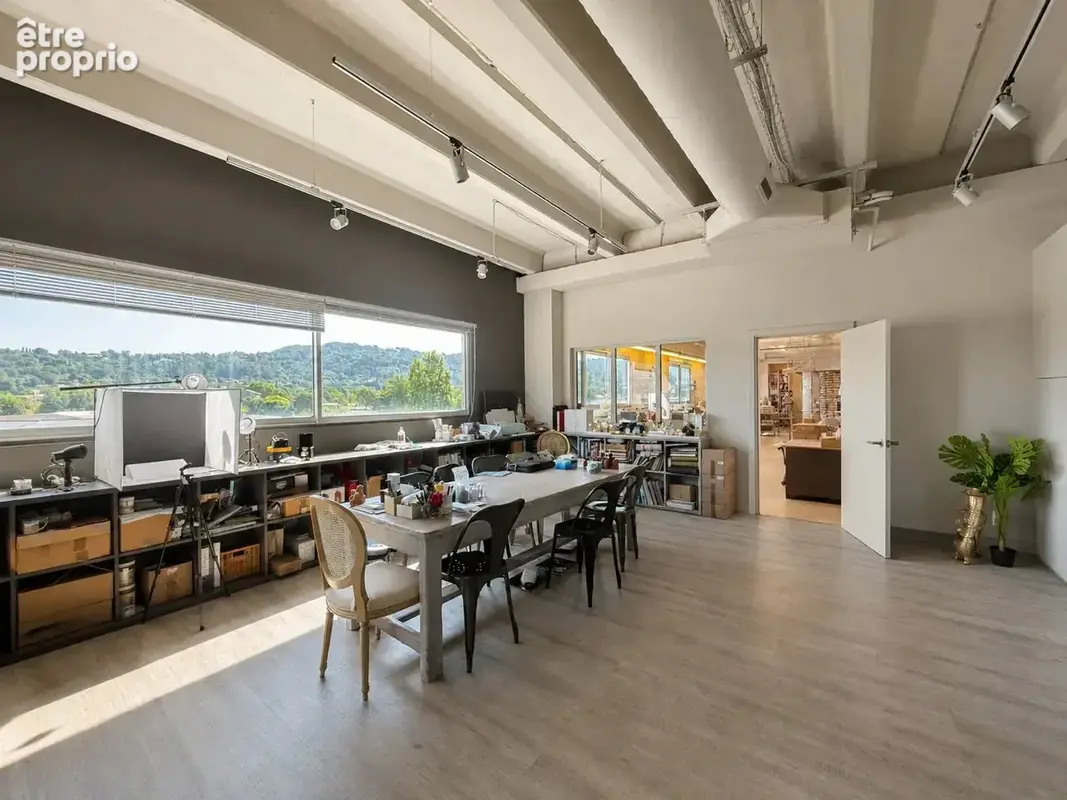 Exclusivité – local d’activité à vendre – grasse – 940 m² avec terrain privatif de 1 550 m² - photo 2