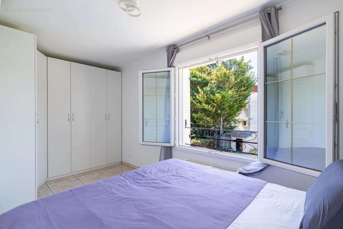 Maison de 10 pièces de 228 m² à Sarcelles - photo 5