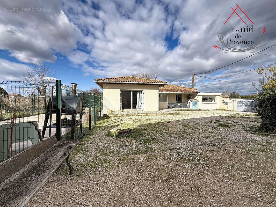 Maison à BEDARRIDES